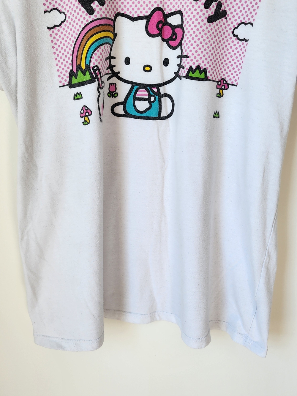 Hello Kitty Graphic Tee - Picture 6 of 12